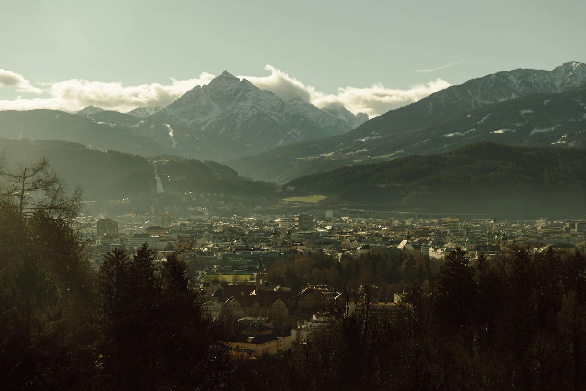 Bezirk Innsbruck Land und Innsbruck Bezirk Innsbruck Land und Innsbruck